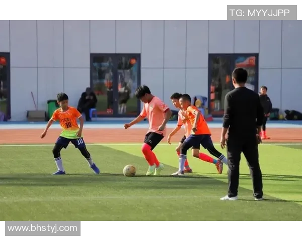 完美创足球引领新时代足球理念助力青少年全面发展与成长 完美创足球引领新时代足球理念助力青少年全面发展与成长