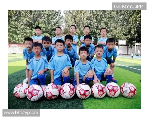 谁在绿茵场上挥洒汗水与激情共同演绎足球的魅力与梦想