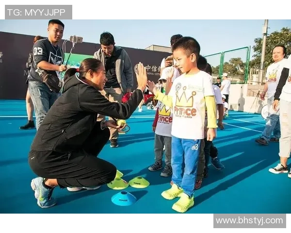足球在无重力环境下的奇妙飞行与运动探索 足球在无重力环境下的奇妙飞行与运动探索